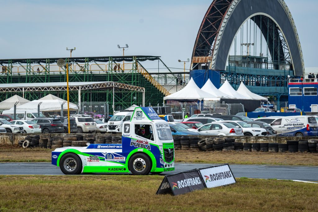Majo Rodríguez de la categoría Tractos de Súper Copa Roshfrans 2025.